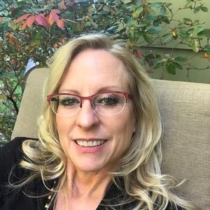 Meet your Posher, Dianna